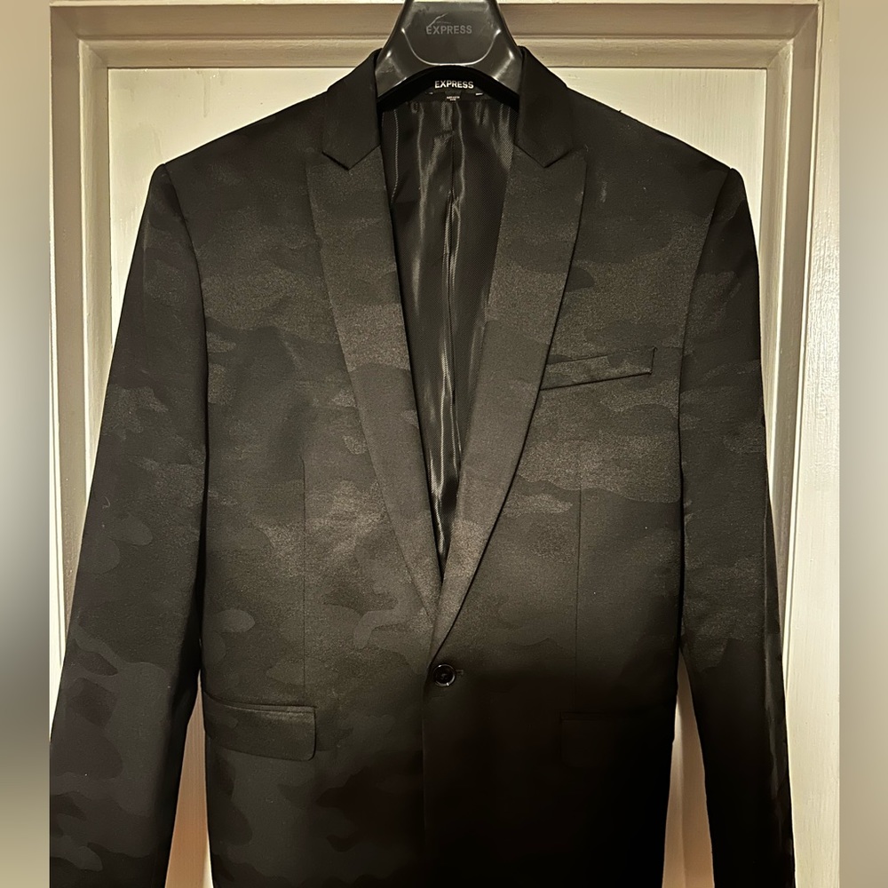 Express Slim black camouflage suite jacket